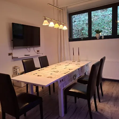 Ferienzimmer By Riela Im Ehemaligem Schoeneck Ubytování v soukromí