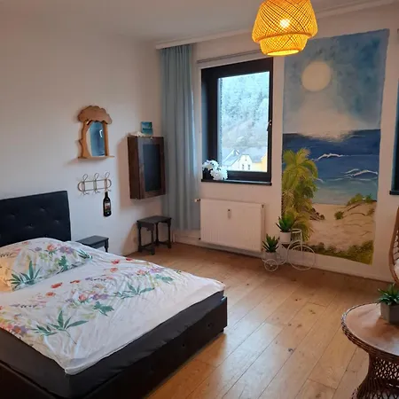 Ferienzimmer By Riela Im Ehemaligem Schoeneck * Schönecken