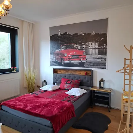 Ferienzimmer By Riela Im Ehemaligem Schoeneck Schönecken