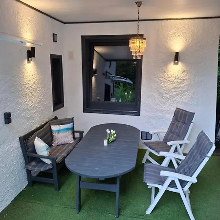 Ferienzimmer By Riela Im Ehemaligem Schoeneck Ubytování v soukromí Schönecken